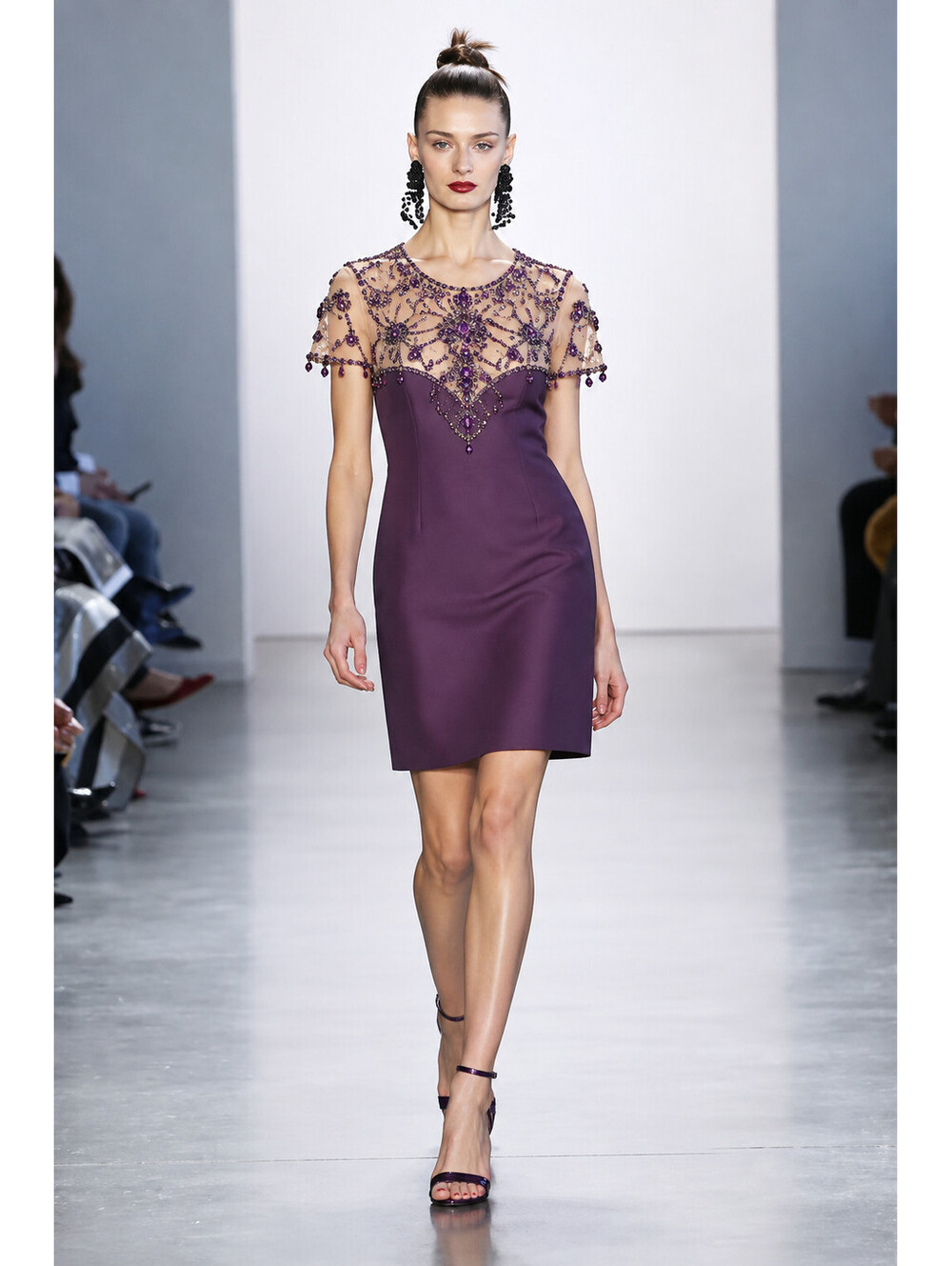 Badgley Mischka Sz 4 Plum Purple Jeweled Beaded Cocktail Dress Embellished NYE